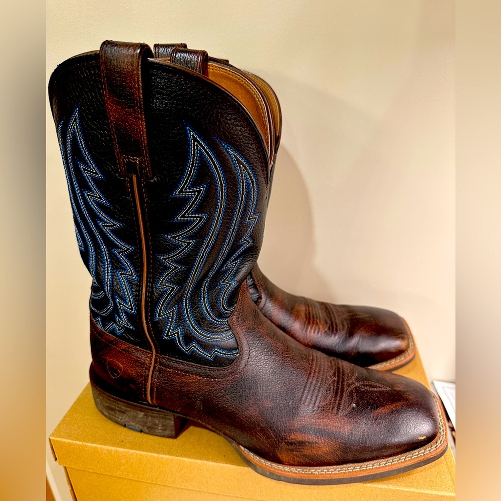 Amazing Ariat comfort sole boots